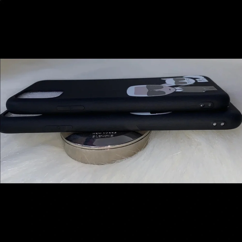 IPHONE 11 PRO MATTE BLACK KARL & CHOUPETTE IPHONE 11 PRO CASE